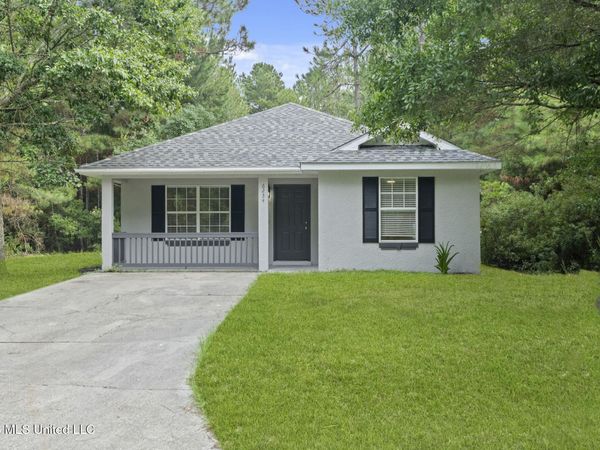 6234 W Lamar Street, Bay Saint Louis, MS 39520