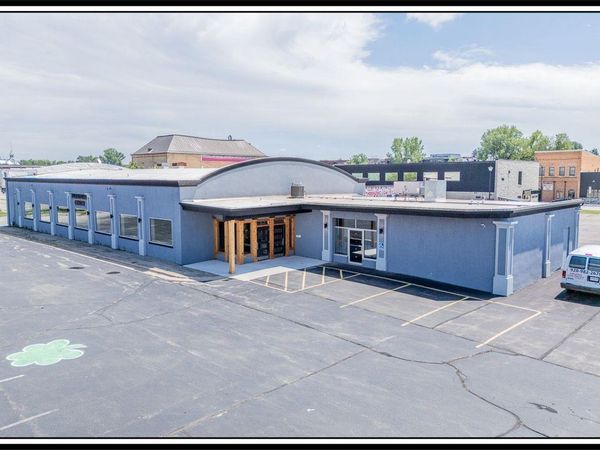 210 WISCONSIN STREET, New London, WI 54961