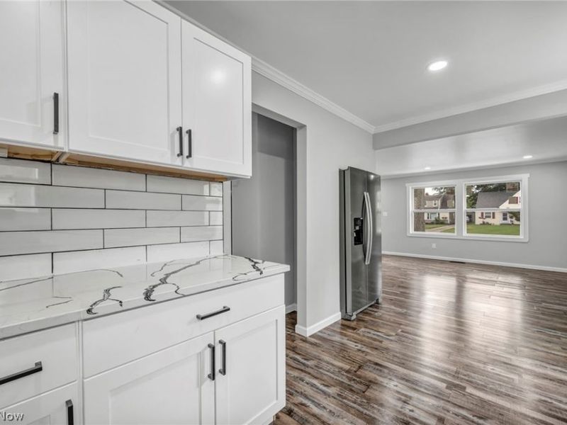 23928 Knickerbocker Road, Bay Village, OH 44140 Photo 9