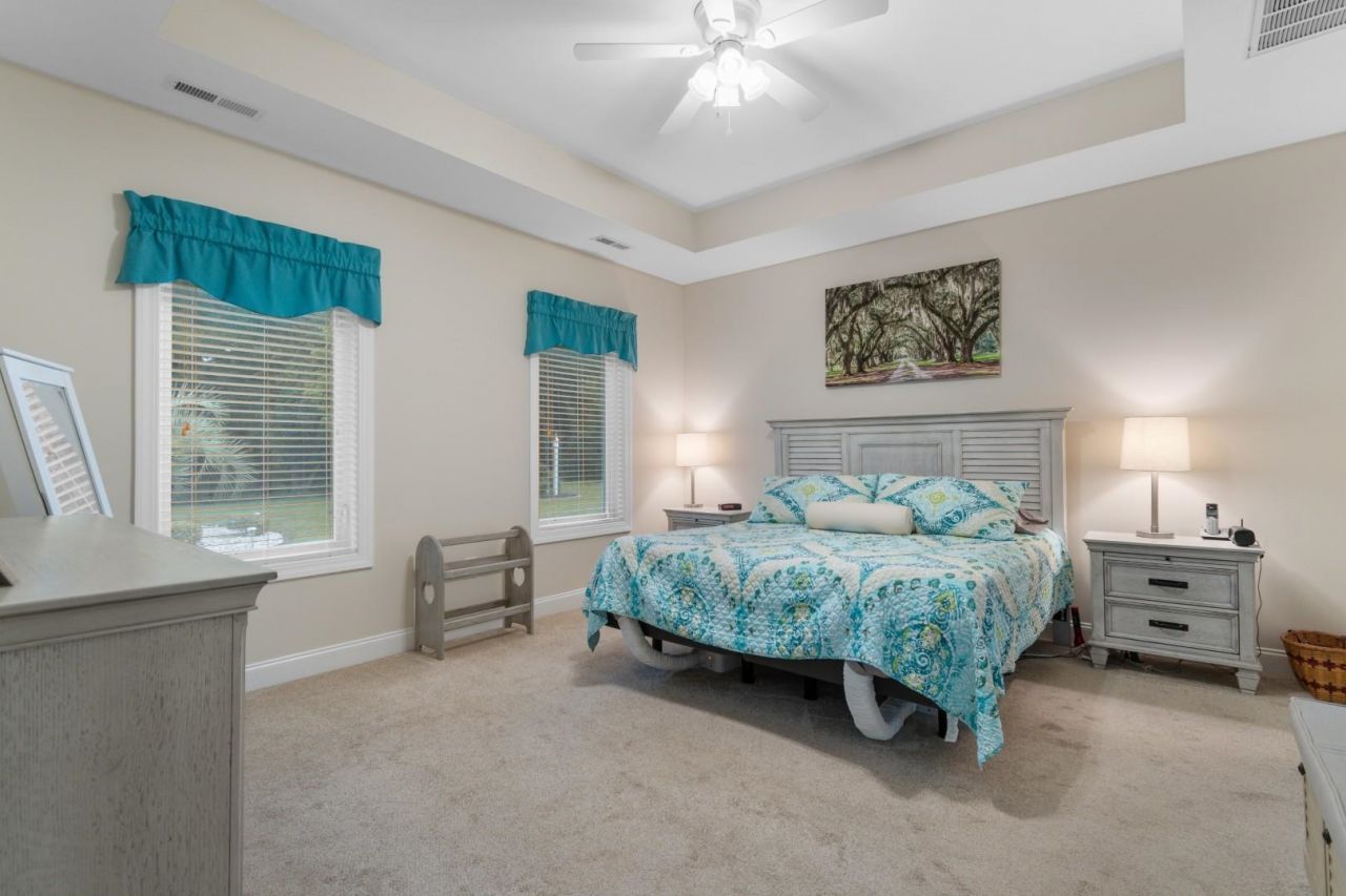 804 Helms Way Photo 14
