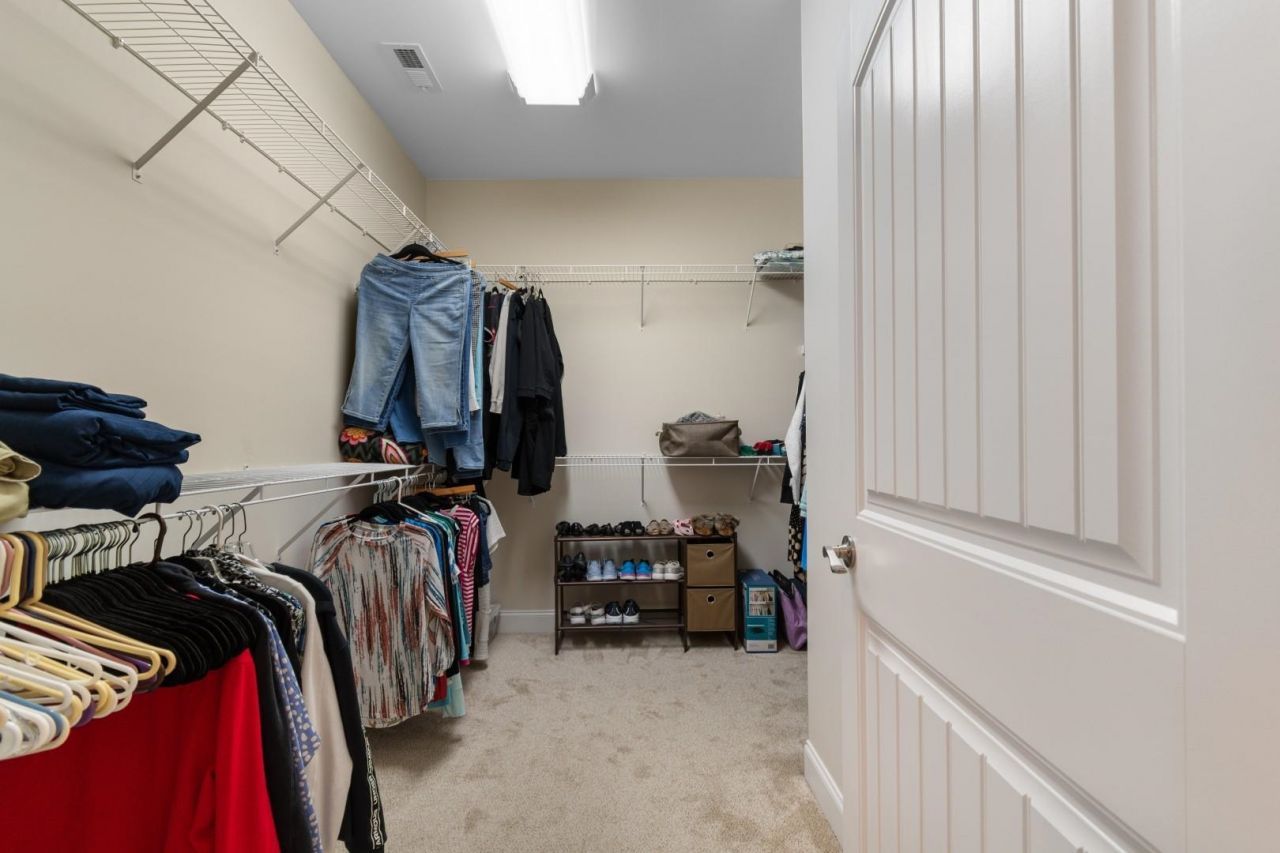 804 Helms Way Photo 18