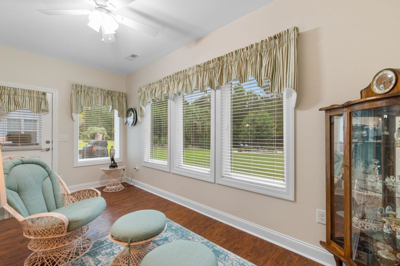 804 Helms Way Photo 30
