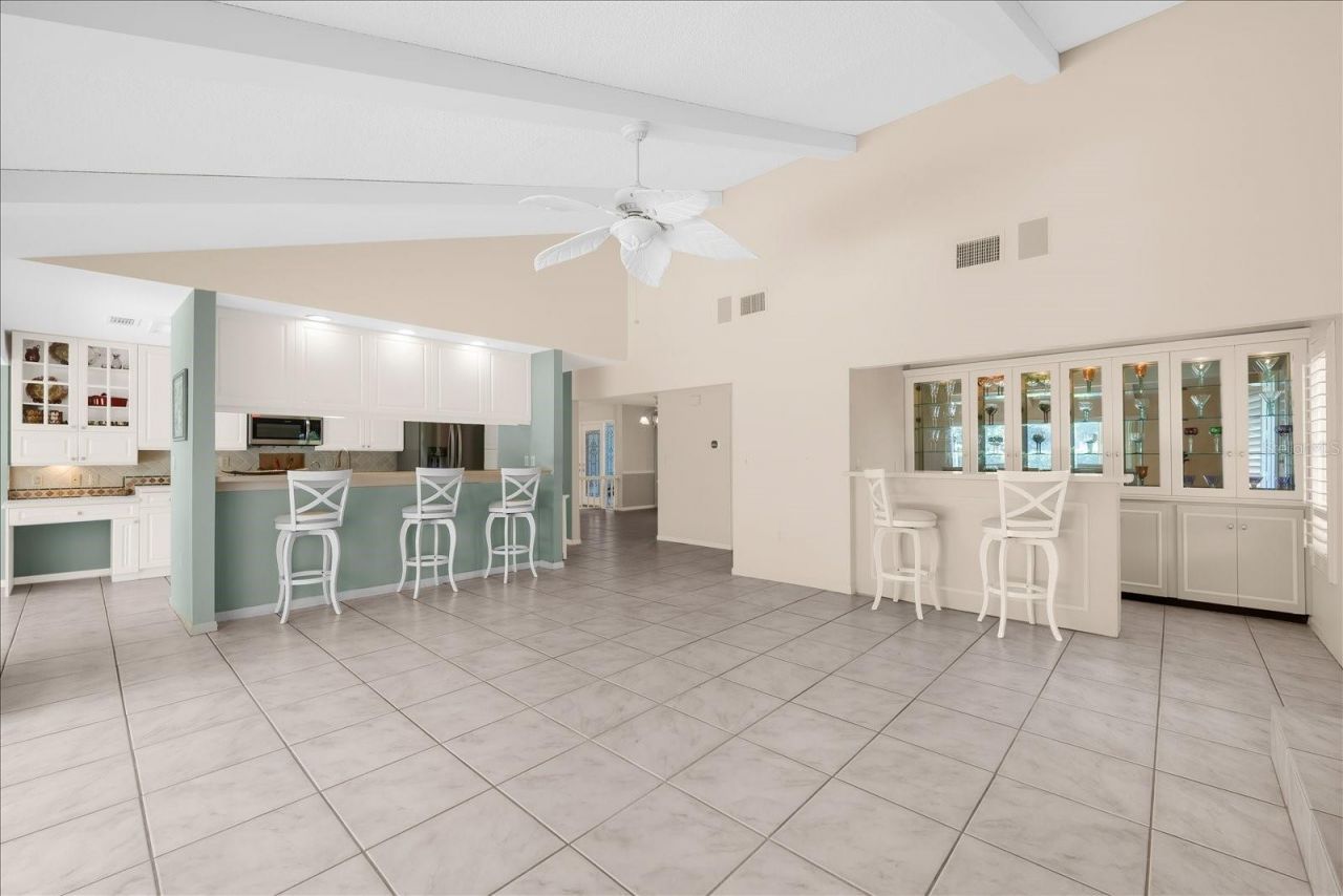 4010 Country View Drive, Sarasota, FL 34233 Photo