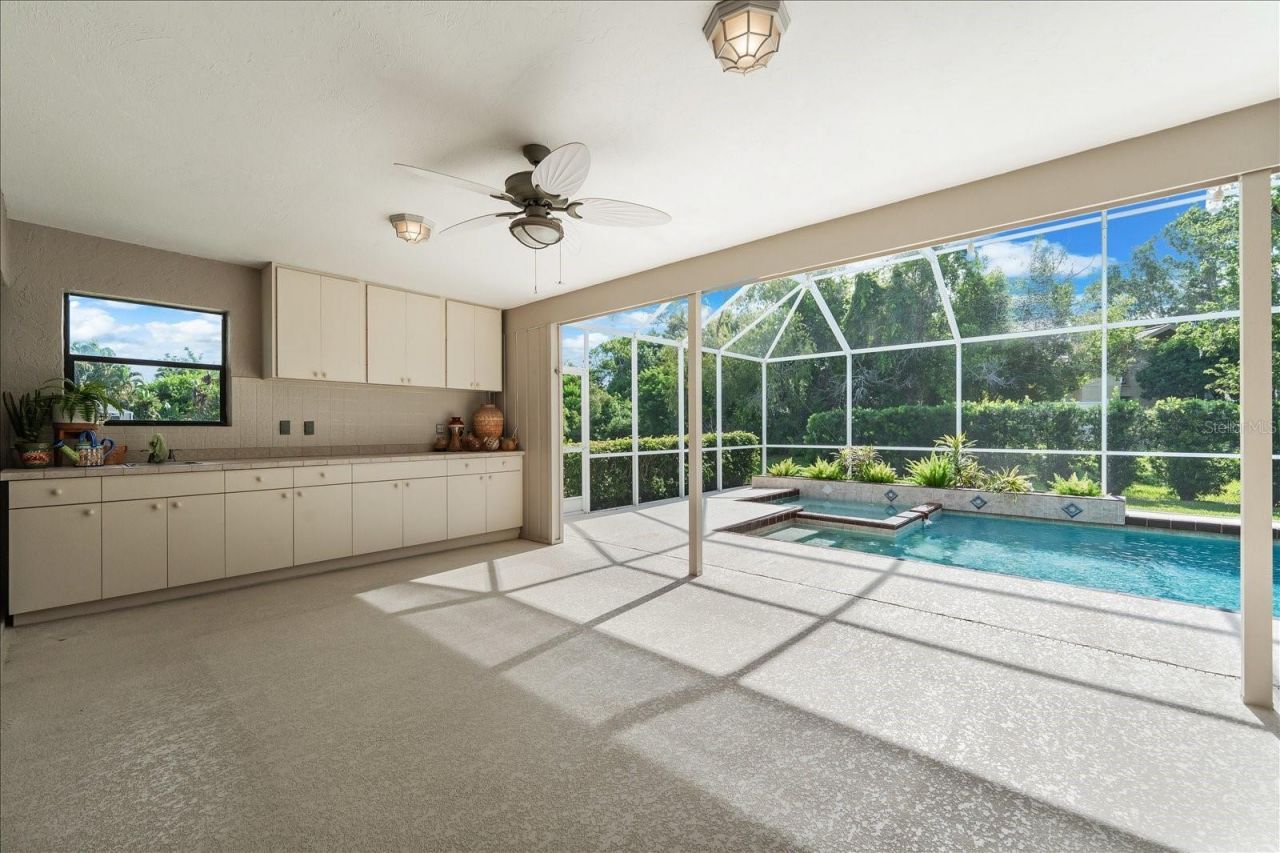 4010 Country View Drive, Sarasota, FL 34233 Photo
