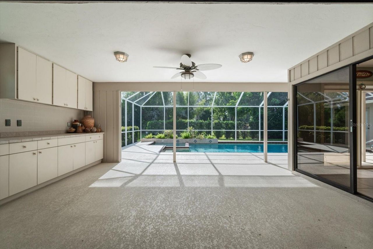 4010 Country View Drive, Sarasota, FL 34233 Photo