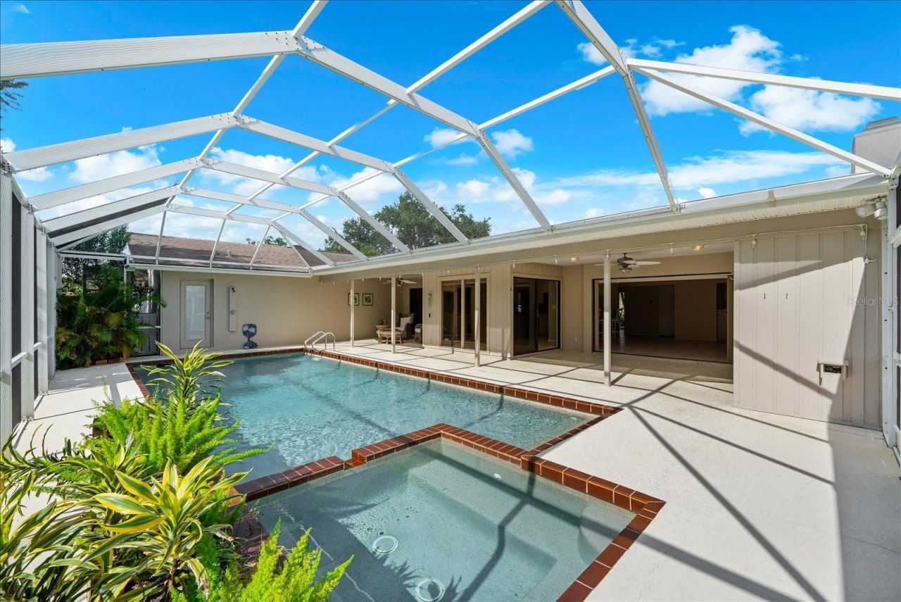 4010 Country View Drive, Sarasota, FL 34233 Photo