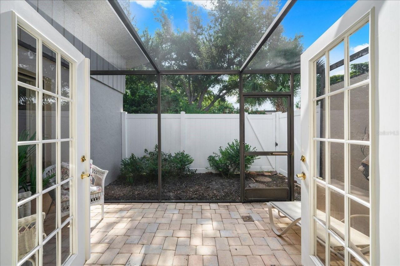 4010 Country View Drive, Sarasota, FL 34233 Photo