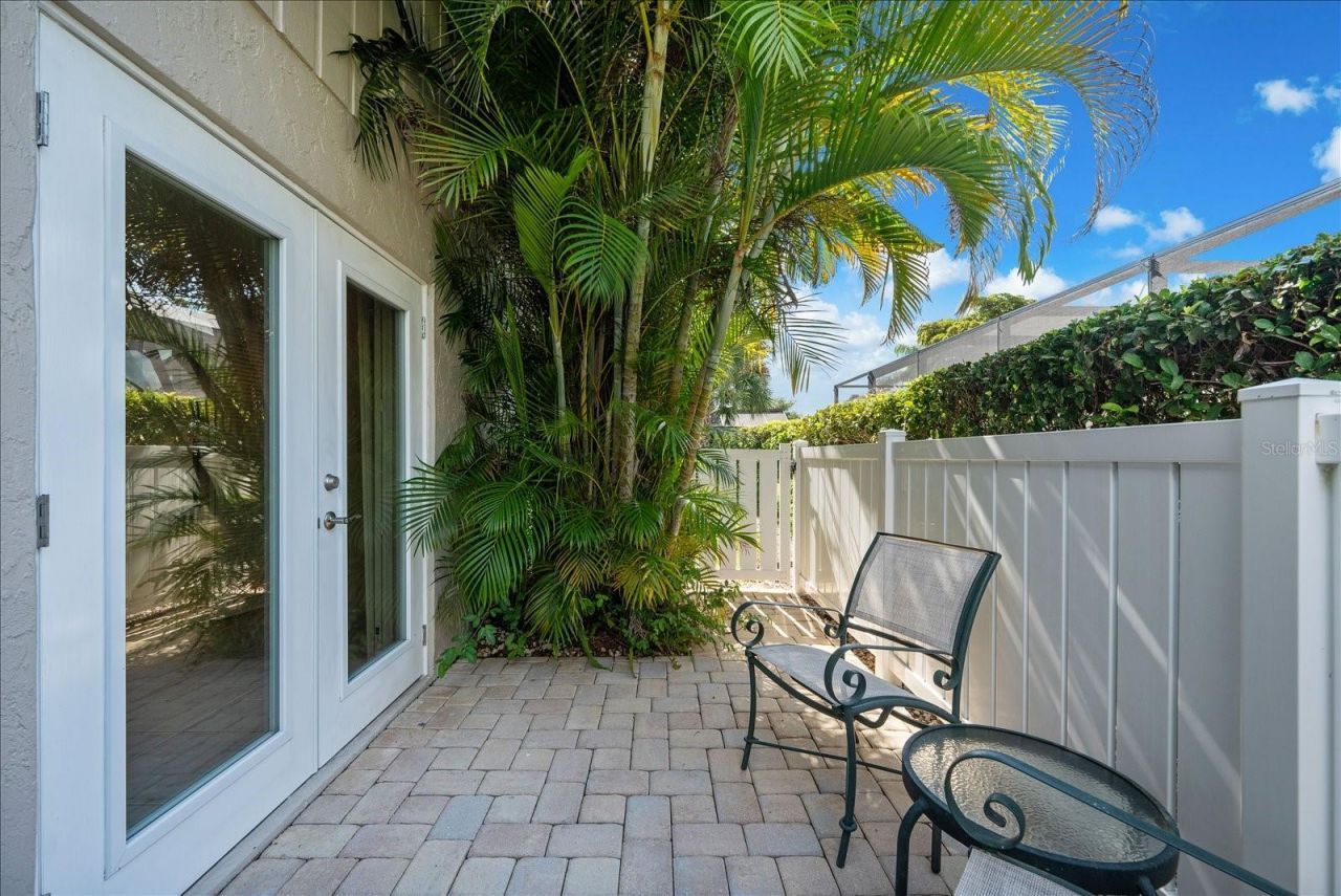 4010 Country View Drive, Sarasota, FL 34233 Photo