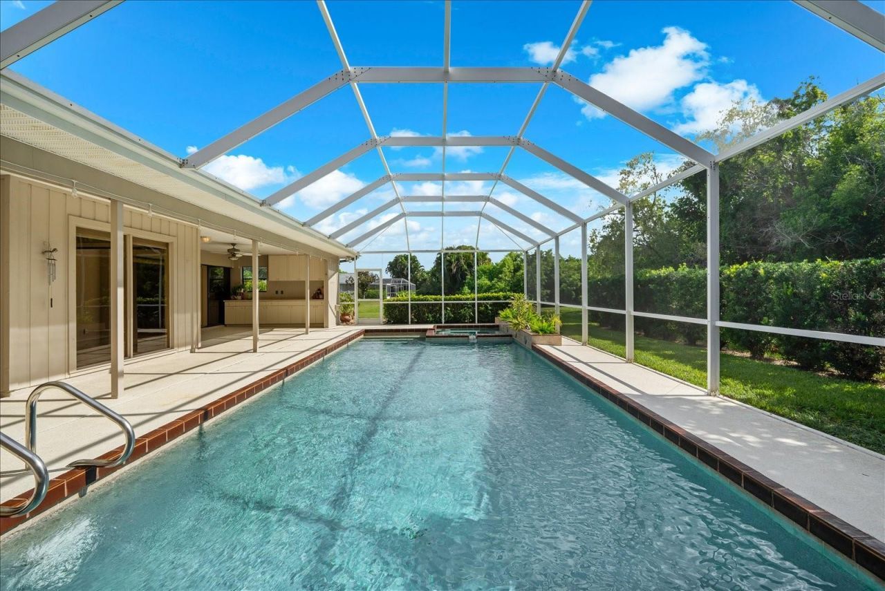4010 Country View Drive, Sarasota, FL 34233 Photo