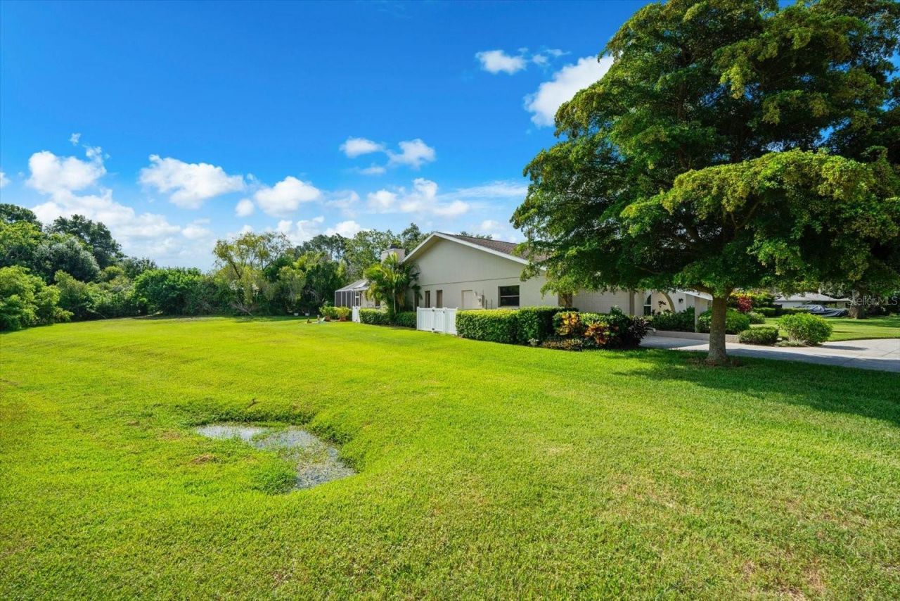 4010 Country View Drive, Sarasota, FL 34233 Photo