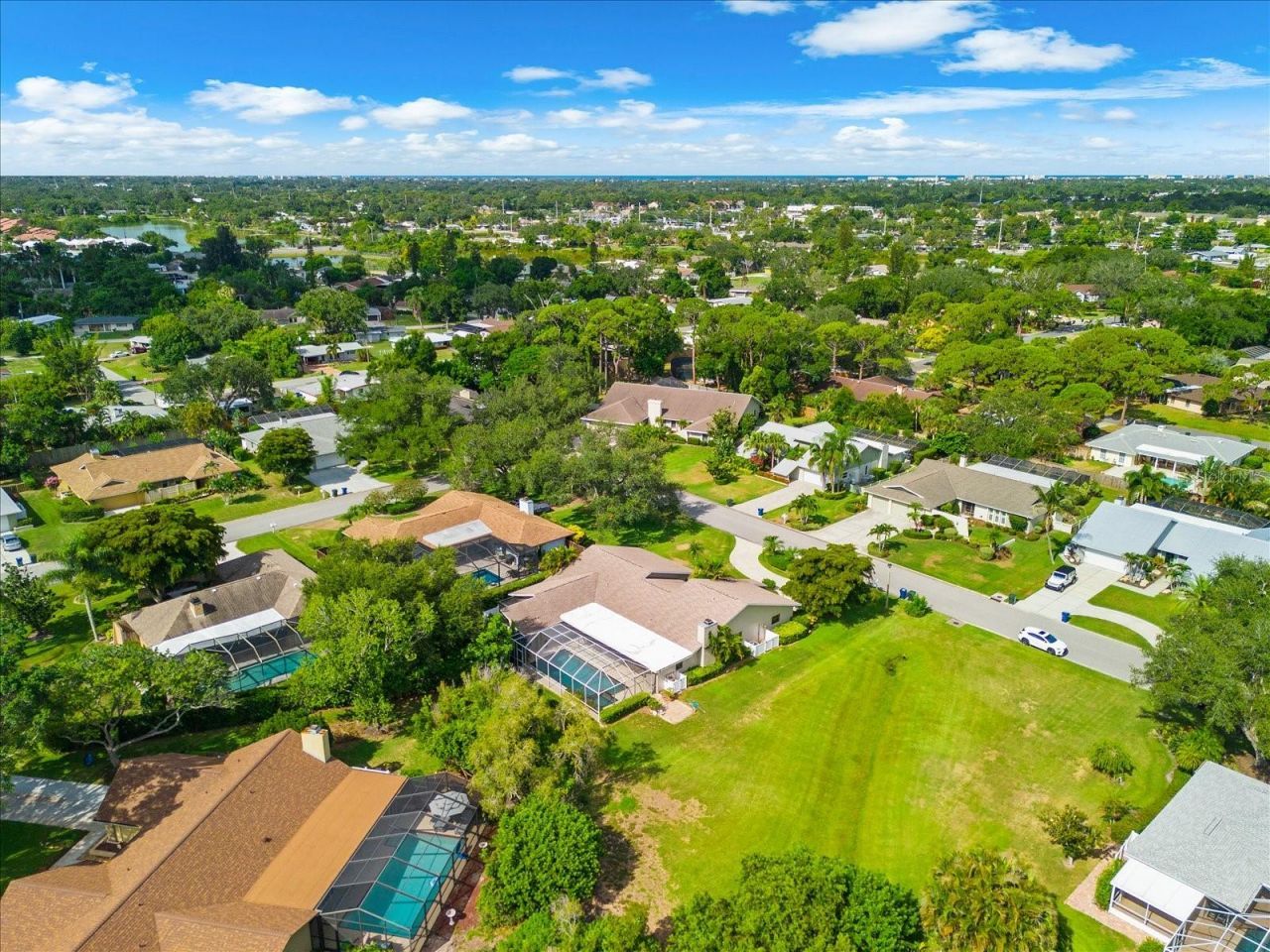 4010 Country View Drive, Sarasota, FL 34233 Photo