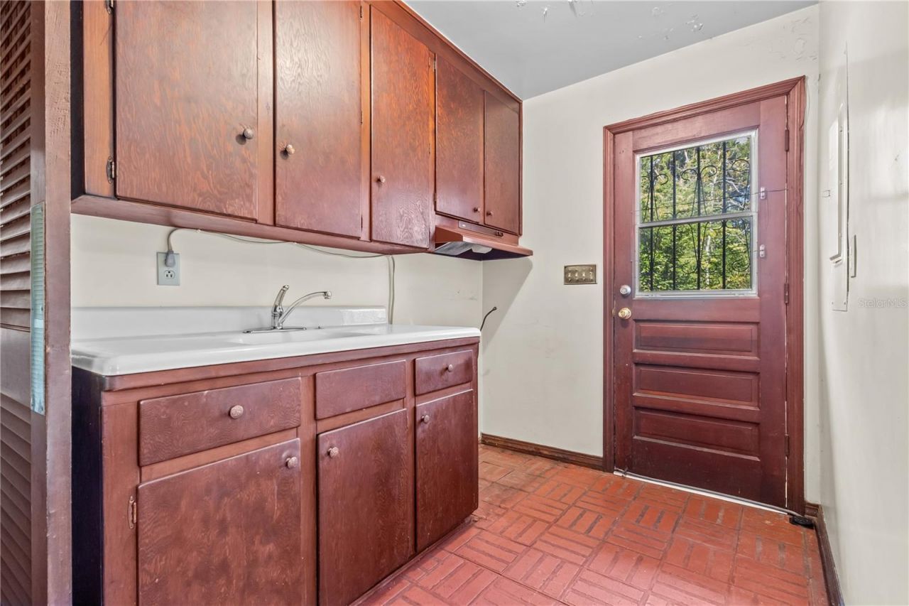 214 SE 2nd Street , Chiefland, FL 32626 Photo