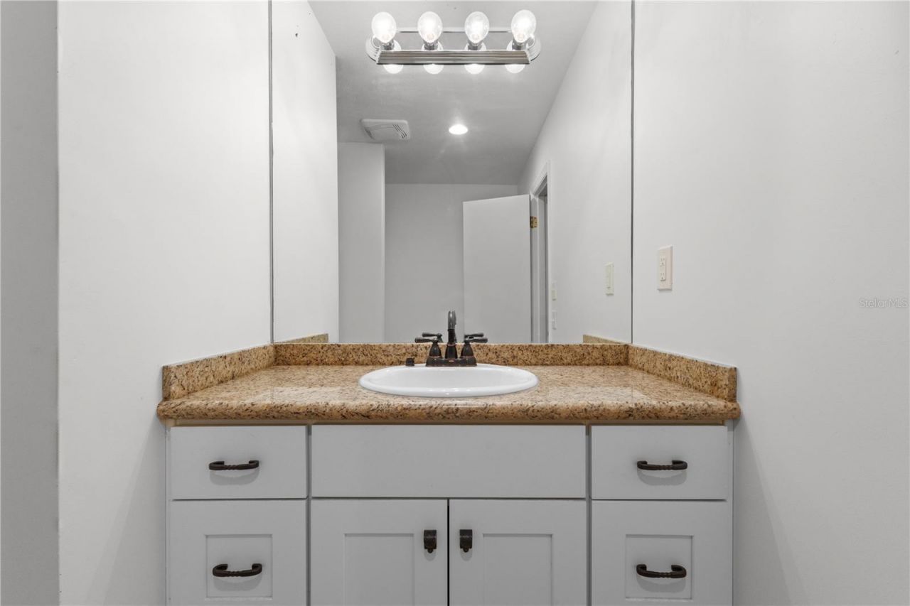 214 SE 2nd Street , Chiefland, FL 32626 Photo