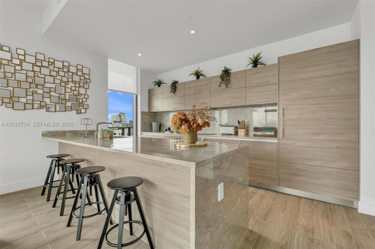 1300 S Miami Ave , Unit PH5110, Miami, FL 33130 Photo