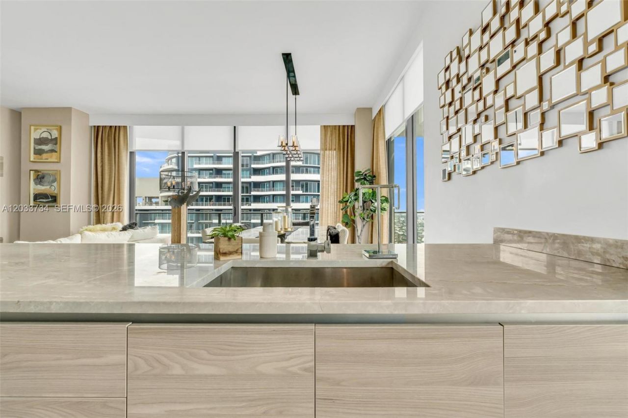 1300 S Miami Ave , Unit PH5110, Miami, FL 33130 Photo