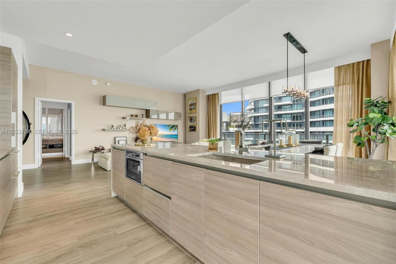 1300 S Miami Ave , Unit PH5110, Miami, FL 33130 Photo