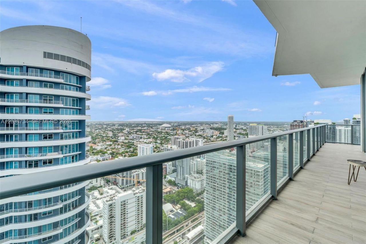 1300 S Miami Ave , Unit PH5110, Miami, FL 33130 Photo