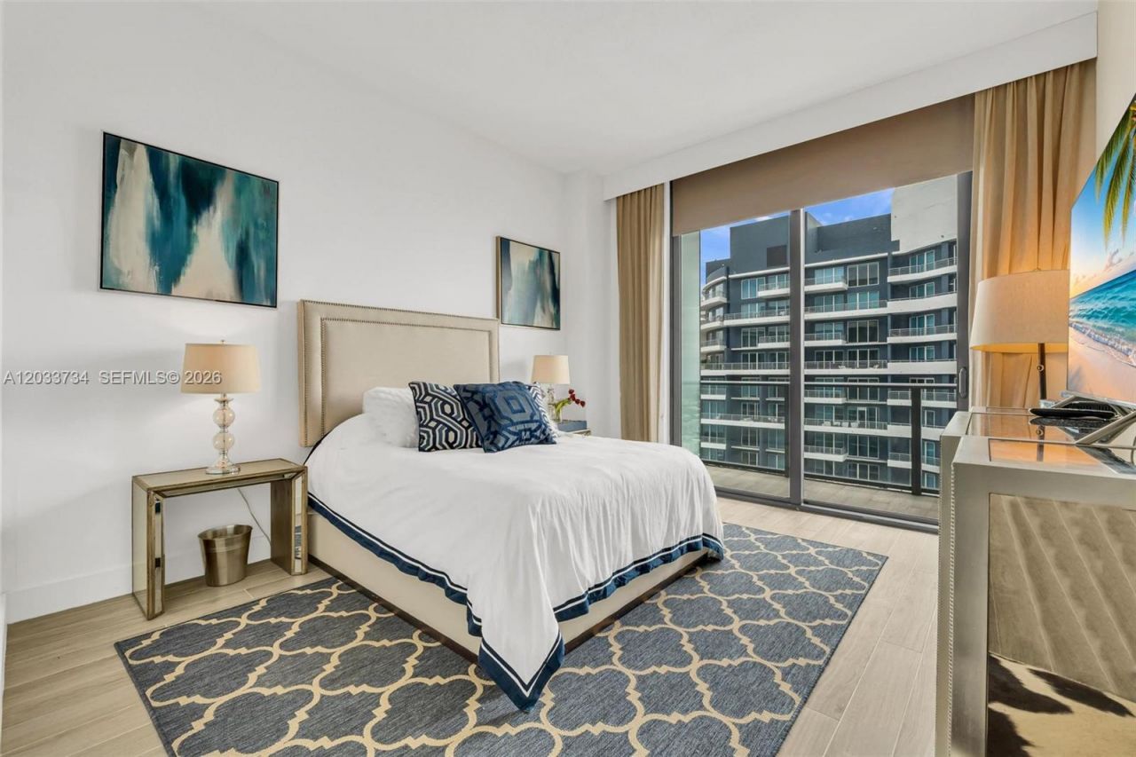 1300 S Miami Ave , Unit PH5110, Miami, FL 33130 Photo