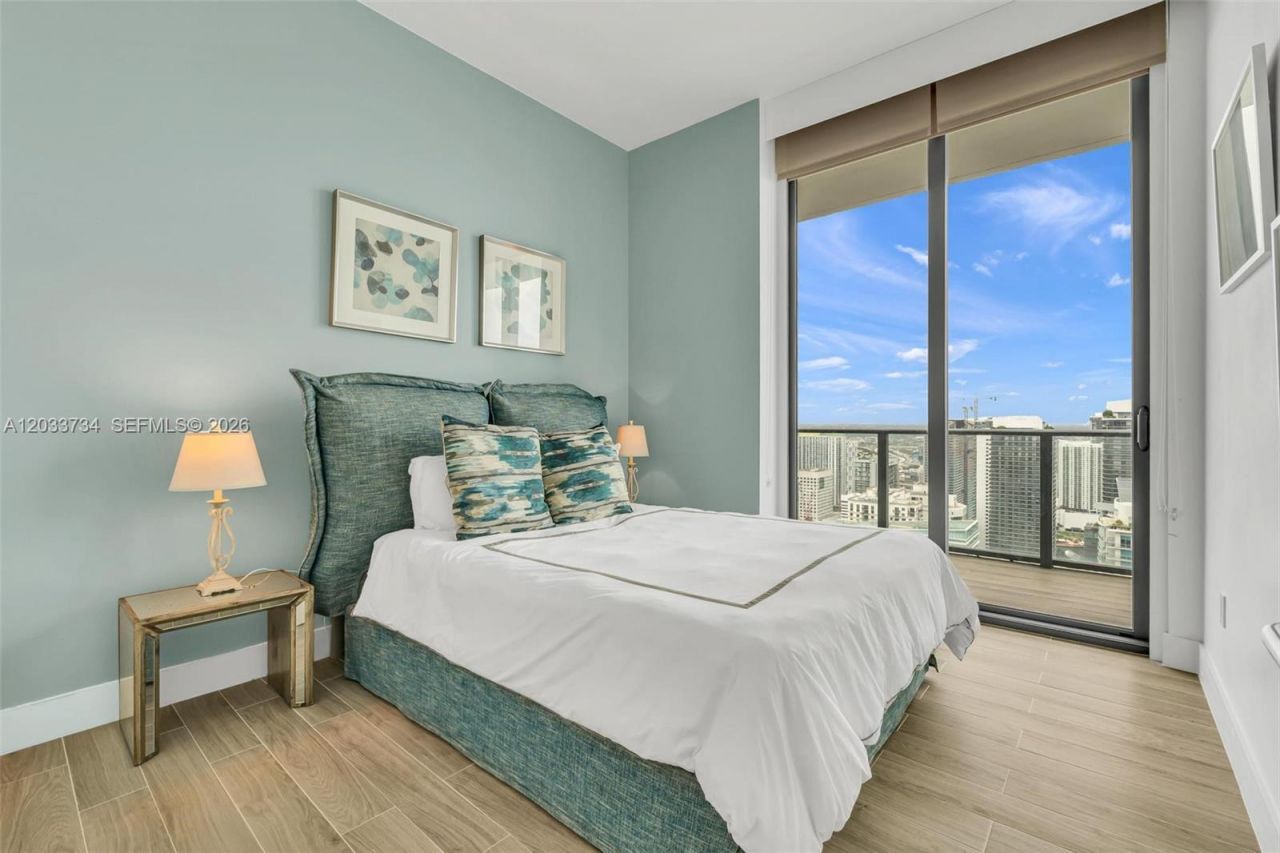 1300 S Miami Ave , Unit PH5110, Miami, FL 33130 Photo