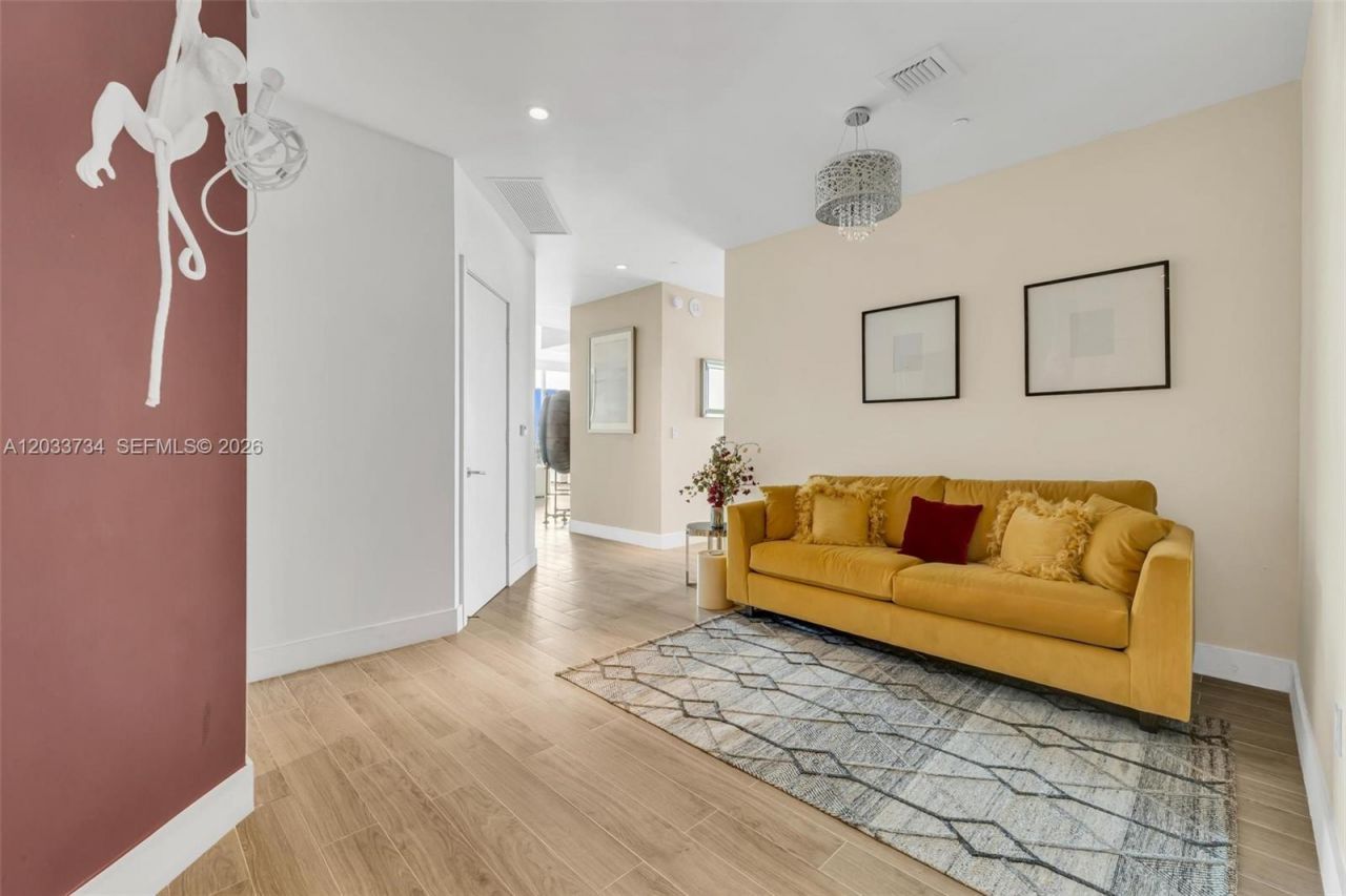 1300 S Miami Ave , Unit PH5110, Miami, FL 33130 Photo