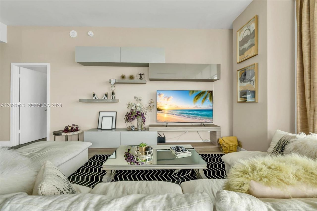 1300 S Miami Ave , Unit PH5110, Miami, FL 33130 Photo