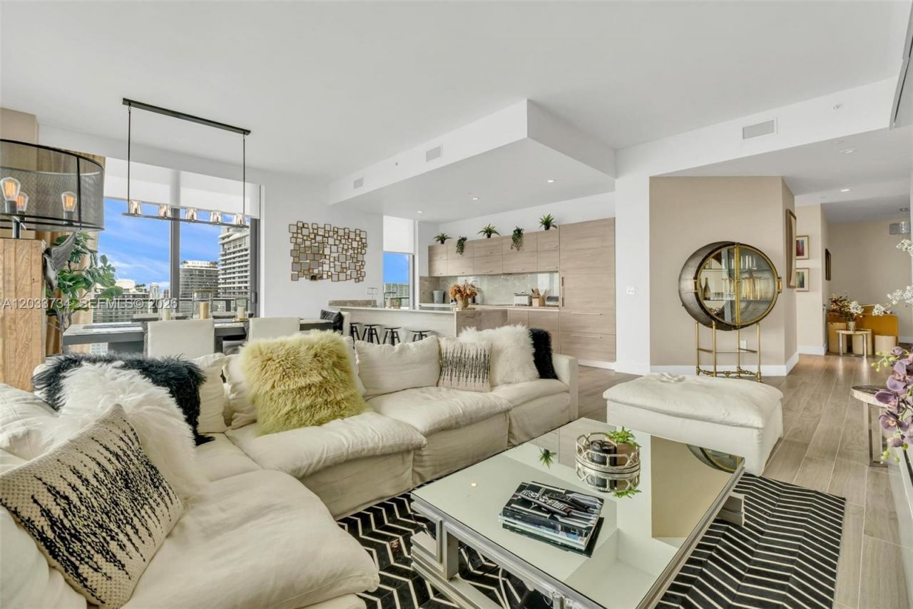 1300 S Miami Ave , Unit PH5110, Miami, FL 33130 Photo