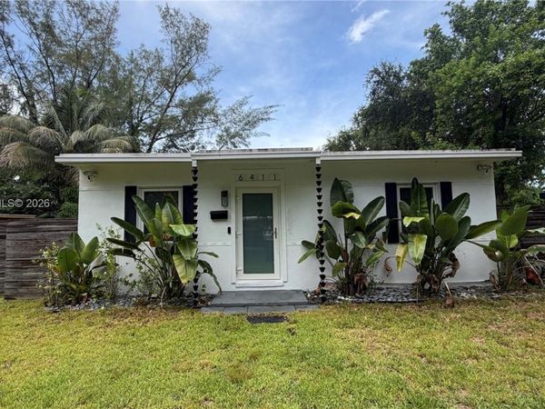 6411 SW 62nd Ct , South Miami, FL 33143