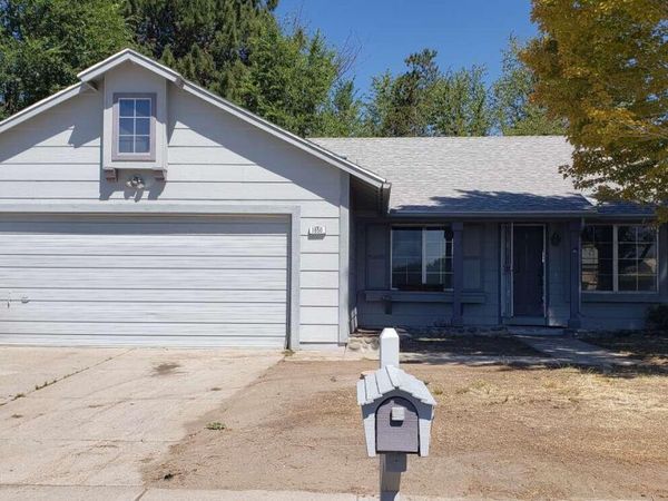 1850 Del Rosa Drive, Sparks, NV 89434