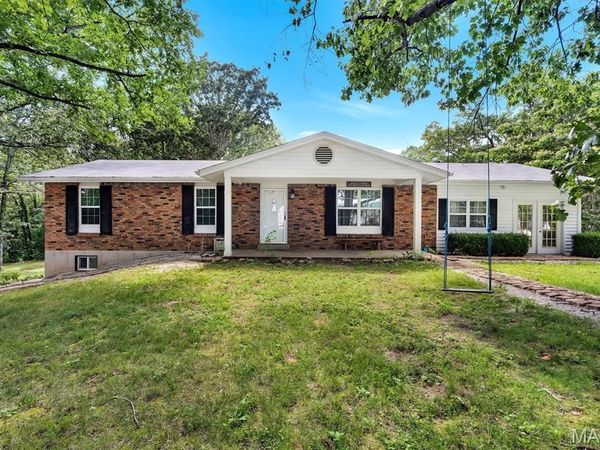 221 Katherine Lane , St Clair, MO 63077