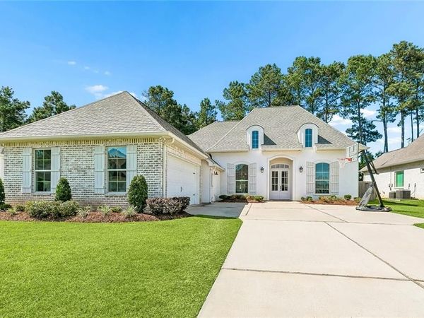 1264 SWEET CLOVER Way, Madisonville, LA 70447