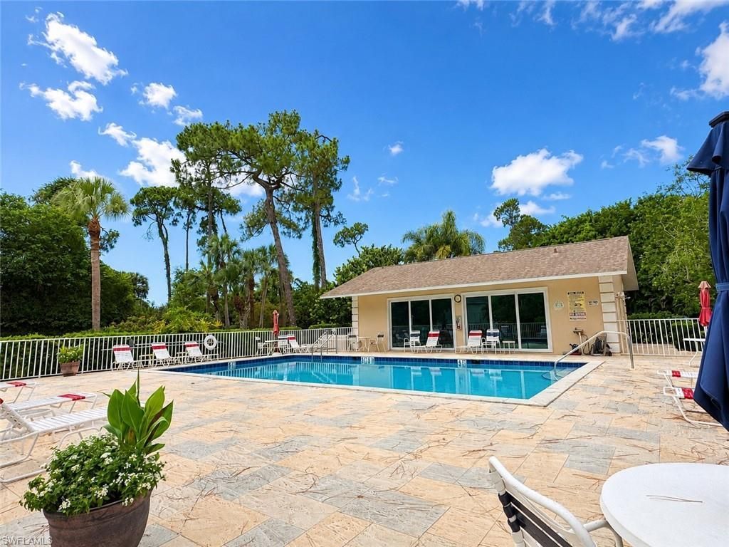 240 Timber Lake Cir , Unit D201, Naples, FL 34104 Photo