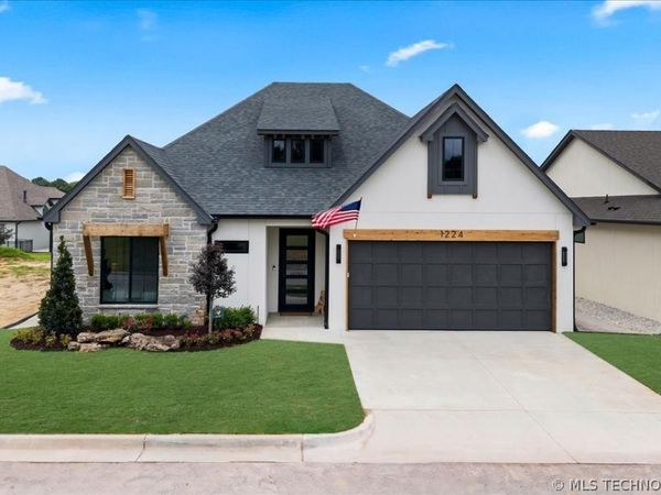1224 N 72nd Street , Broken Arrow, OK 74014