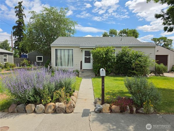 130 D Street NE, Ephrata, WA 98823