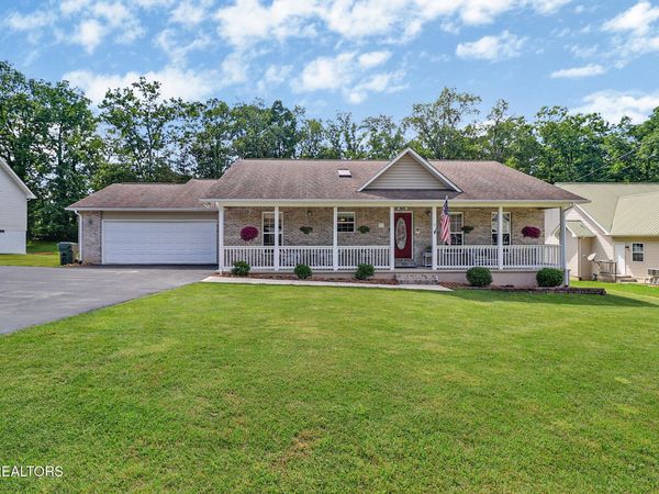 21 Knights Way, Crossville, TN 38571