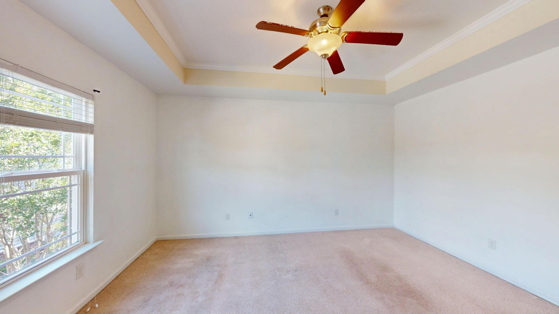 16 Moon Beam Court Photo 13