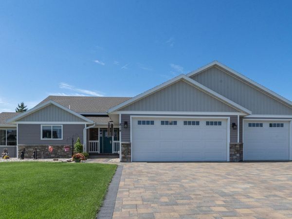 814 Curt Felt Drive, Alexandria, MN 56308