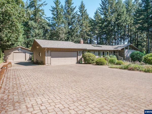 2941 Inland Dr S, Salem, OR 97302