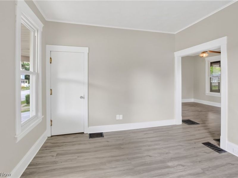 127 4th Street, Elyria, OH 44035 Photo 12