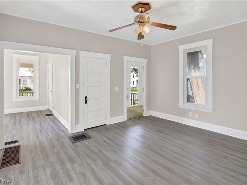 127 4th Street, Elyria, OH 44035 Photo 9