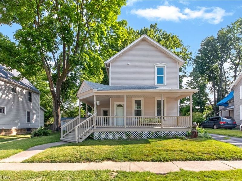 127 4th Street, Elyria, OH 44035 Photo 1