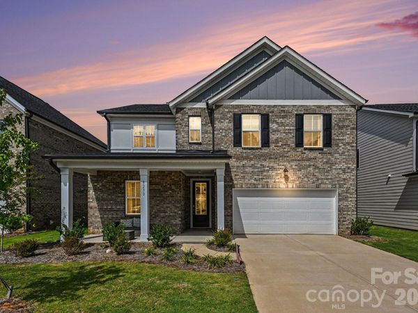 8230 Franklin Trail Street , Charlotte, NC 28227