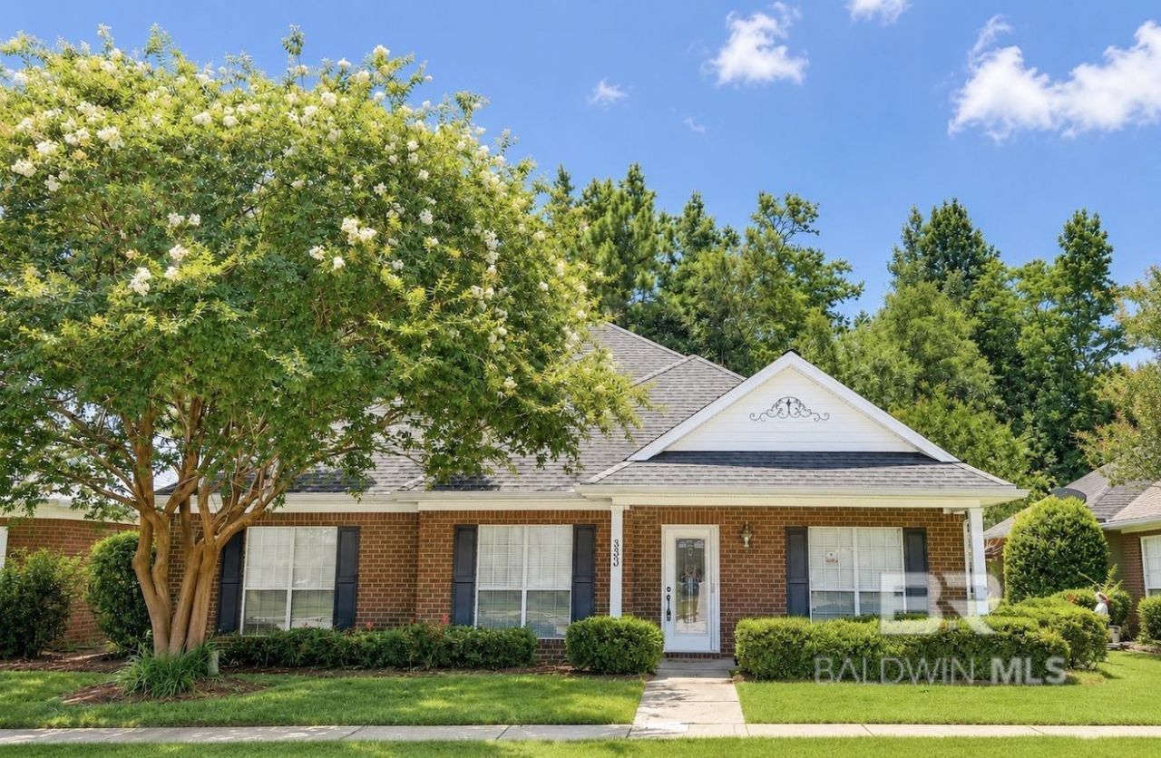 303 Savannah Circle, Foley, AL 36535 Main Photo