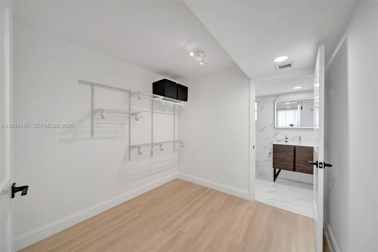 3100 Holiday Springs Blvd , Unit 111, Margate, FL 33063 Photo