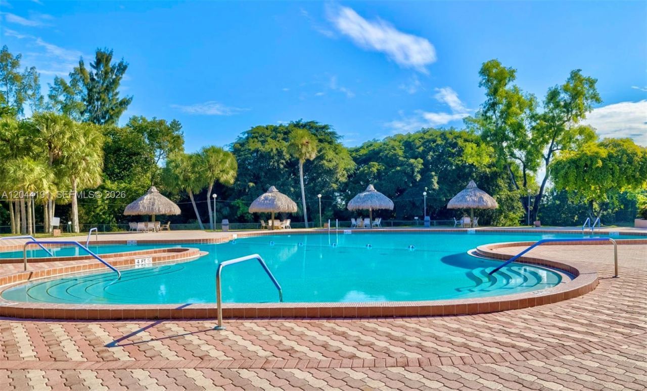 3100 Holiday Springs Blvd , Unit 111, Margate, FL 33063 Photo