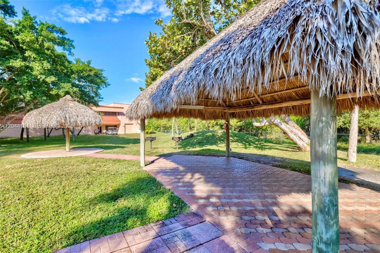 3100 Holiday Springs Blvd , Unit 111, Margate, FL 33063 Photo