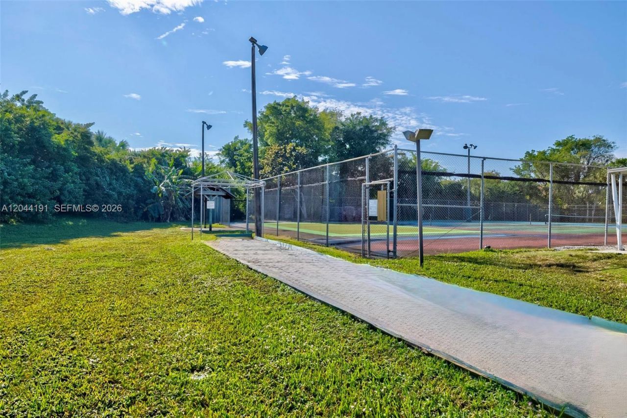 3100 Holiday Springs Blvd , Unit 111, Margate, FL 33063 Photo