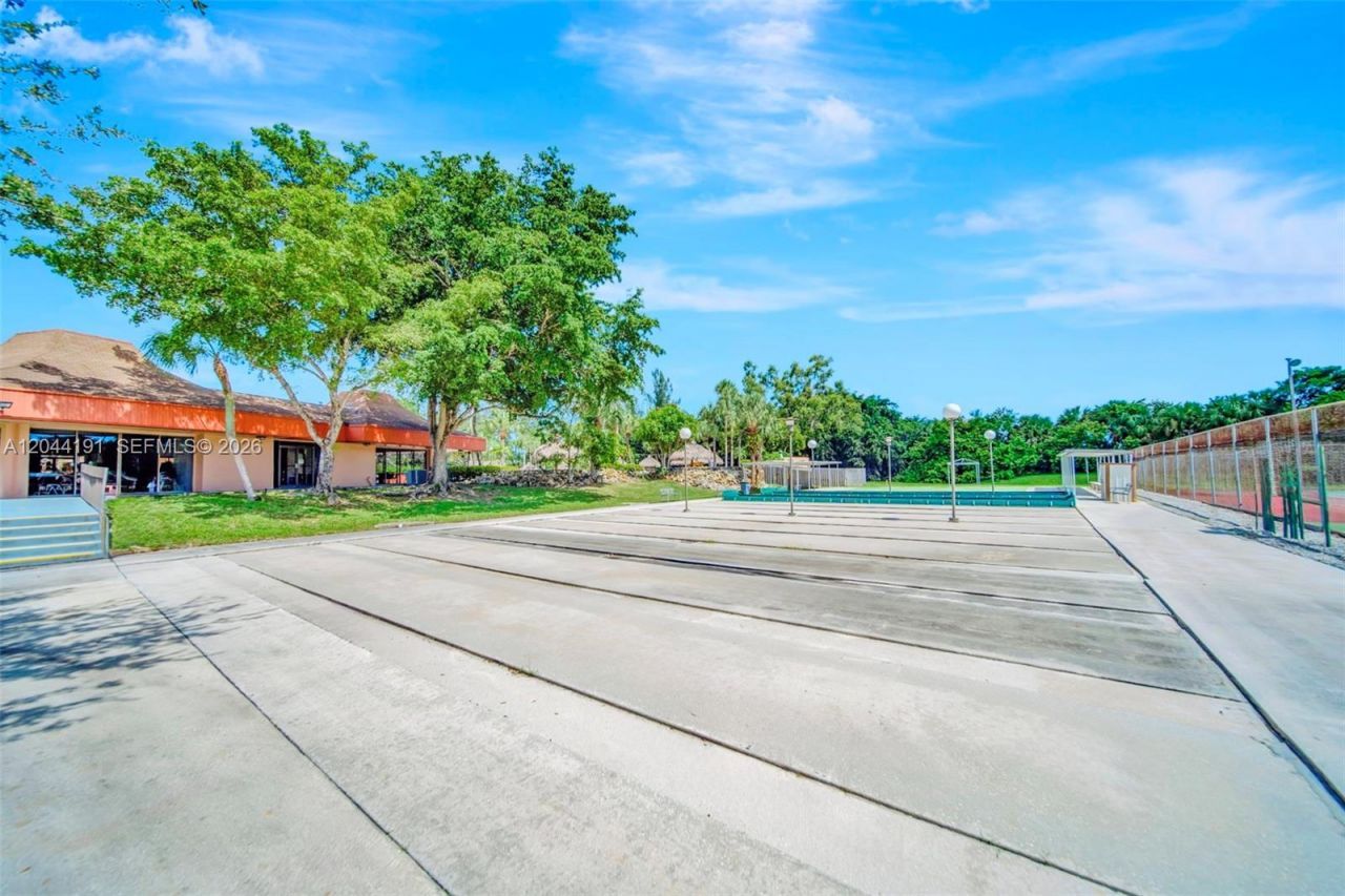 3100 Holiday Springs Blvd , Unit 111, Margate, FL 33063 Photo