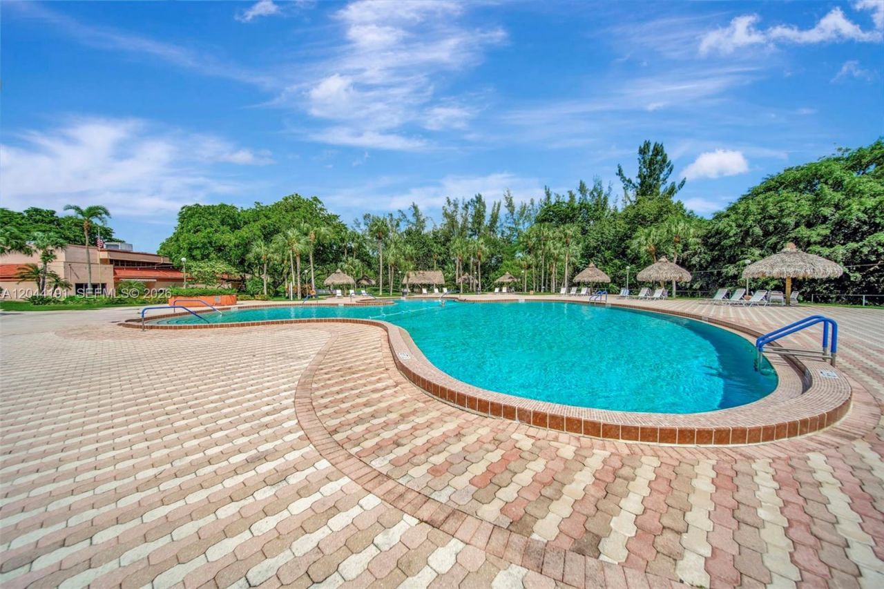 3100 Holiday Springs Blvd , Unit 111, Margate, FL 33063 Photo