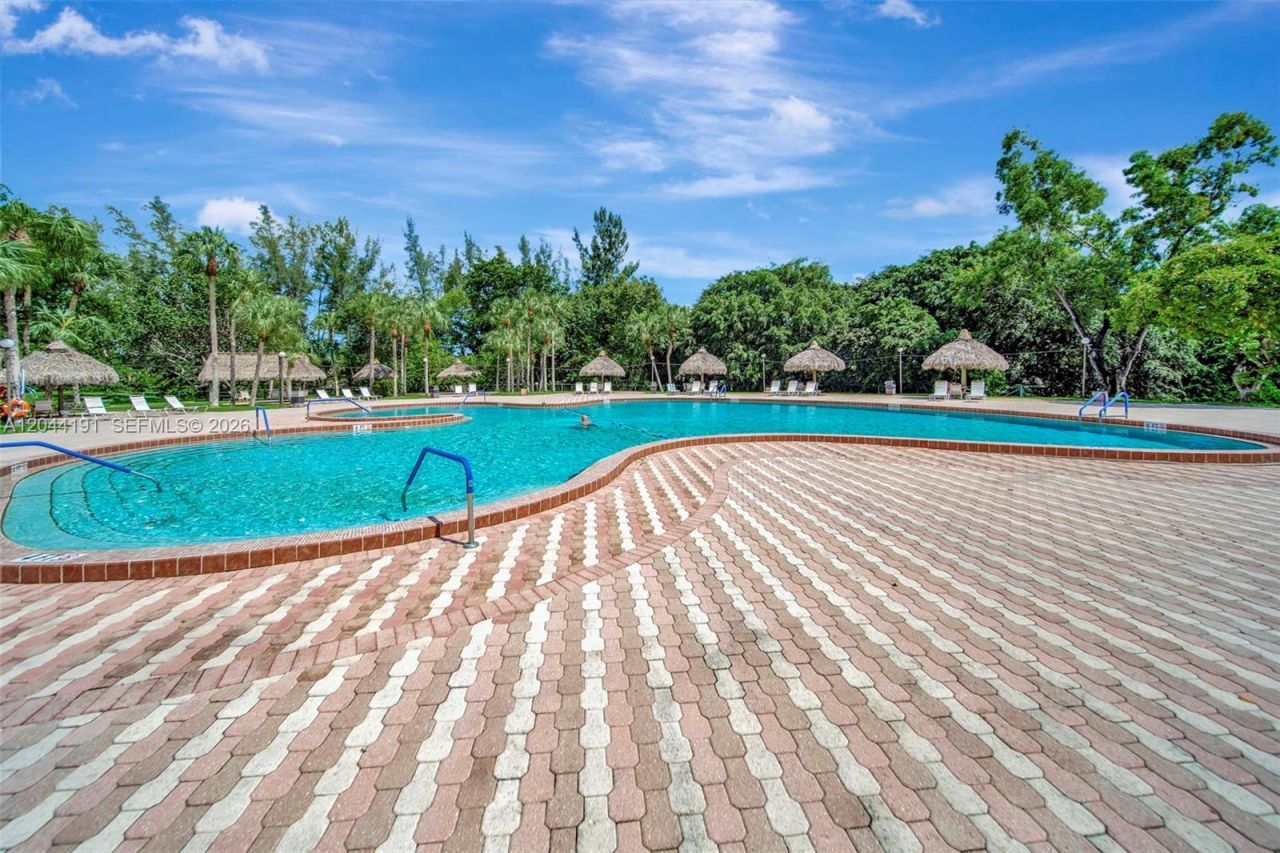 3100 Holiday Springs Blvd , Unit 111, Margate, FL 33063 Photo
