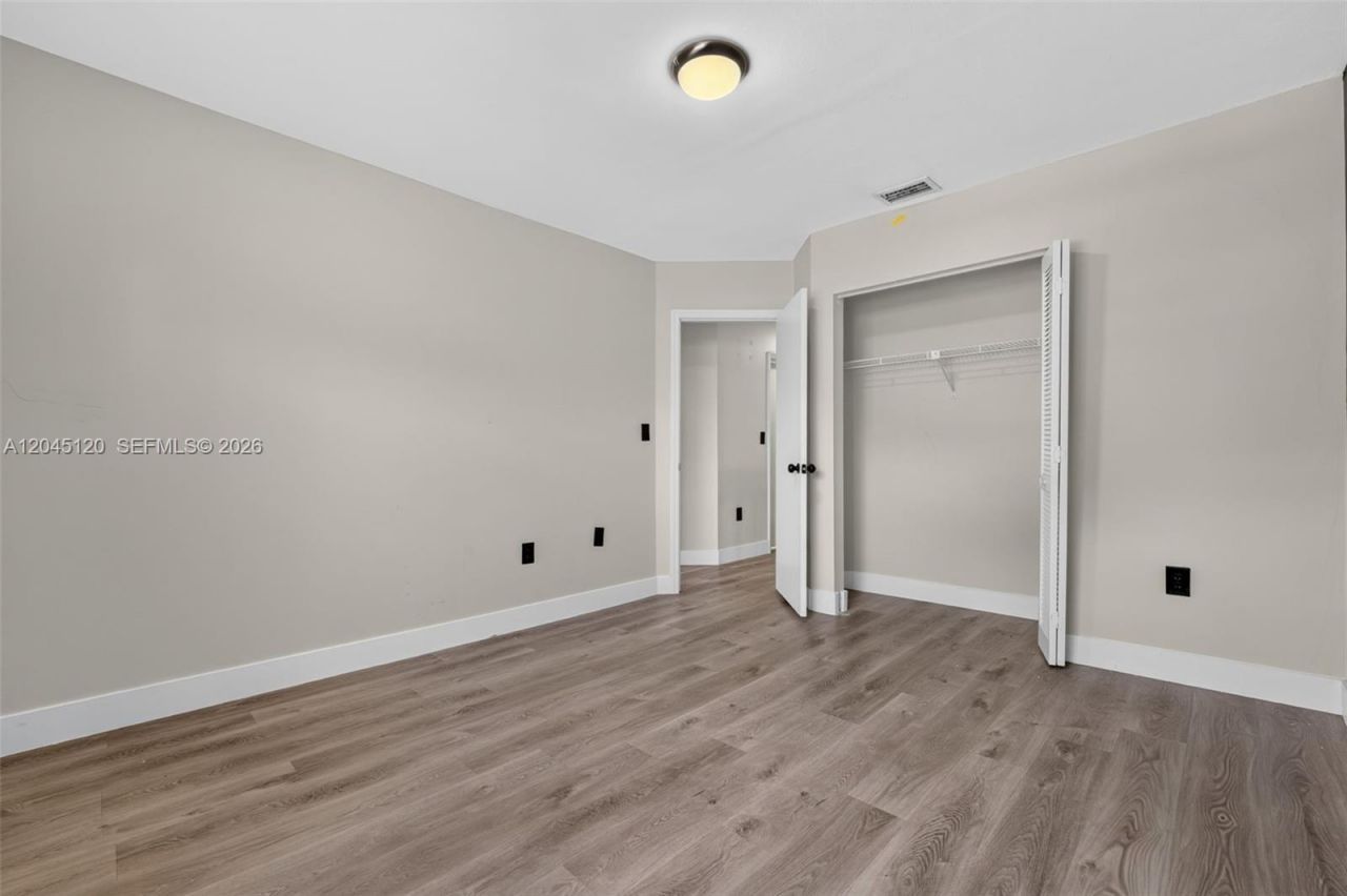 Please Call For Address, Miami, FL 33196 Photo